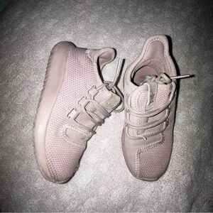 Adidas tubular toddler shoes size 8K